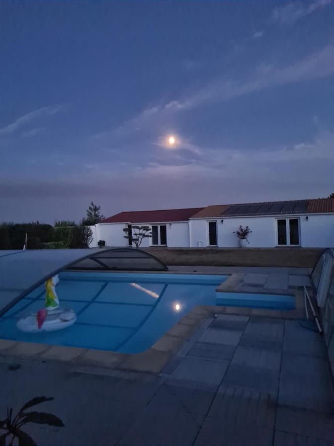 Ty Grain De Sel : Logement Privatif Avec Piscine, Jardin Et Patio Chauve Bagian luar foto